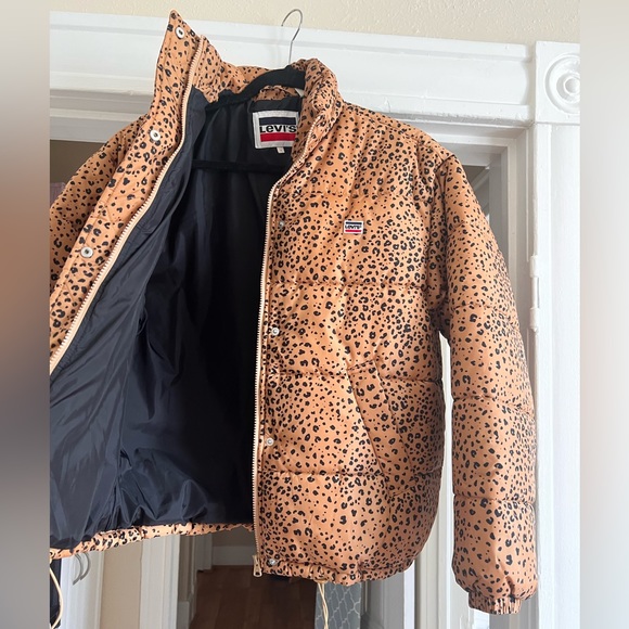 Levi’s Sydney Short Puffer Jacket - Picture 5 of 6